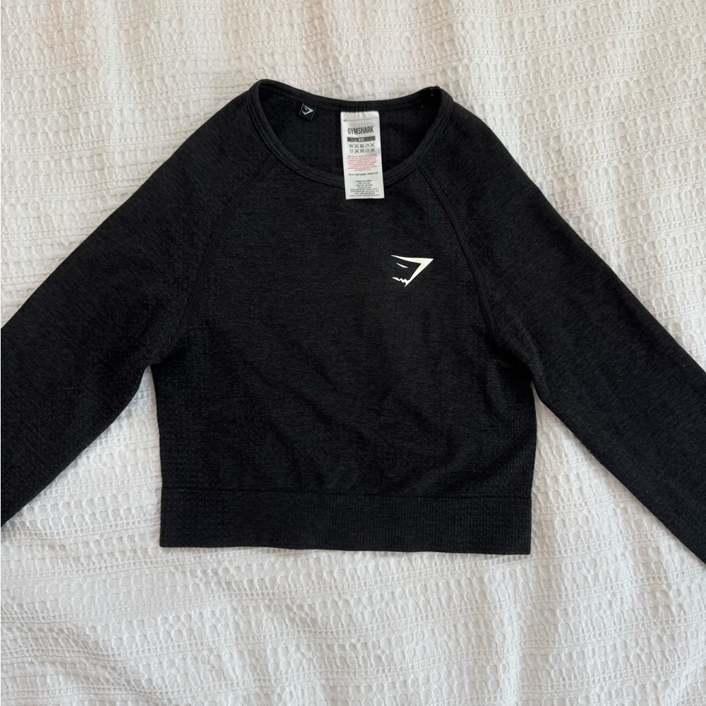 Gymshark Black Cropped Sweatshirt